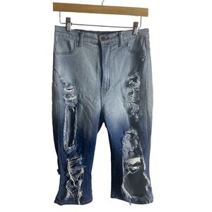 Fashion Nova blue distressed denim Capri Sz XL
